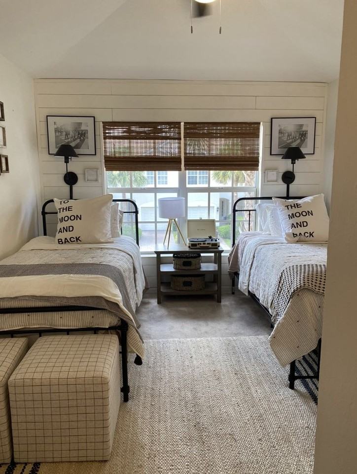 768 Hampton Cir - Photo 6 of 11