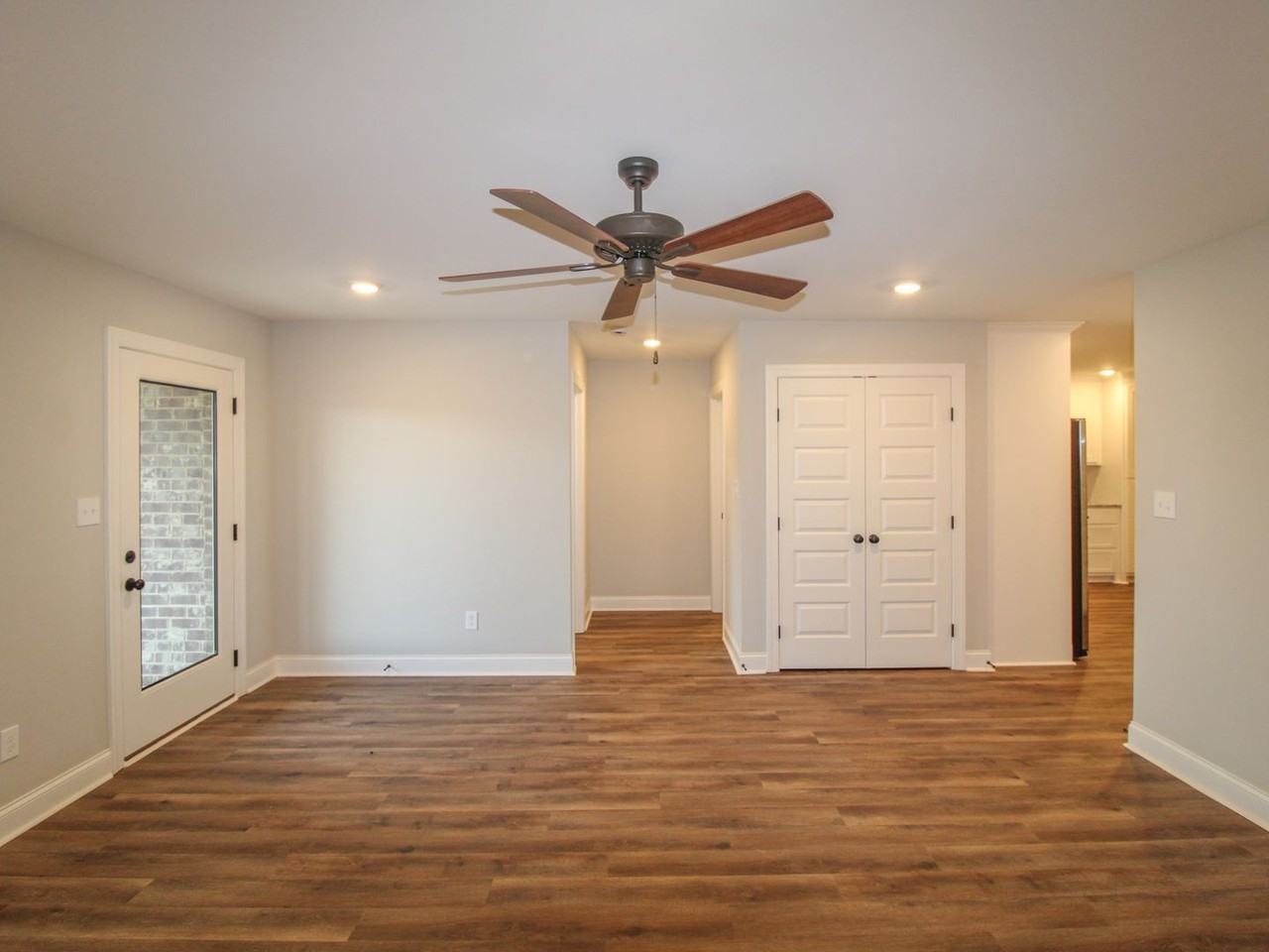 18303 Mae Cir - Photo 5 of 32