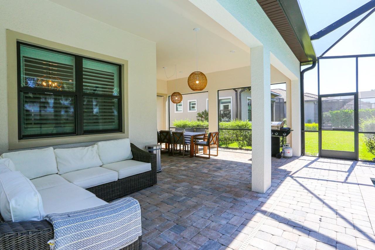 9716 Everglades Drive - Photo 7 of 50