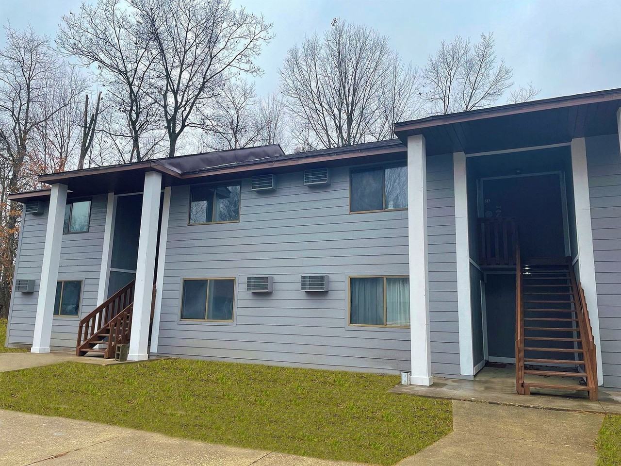 700 700 Bobtail Court Downstairs 1 Bedroom, Peru, IN 46970 1