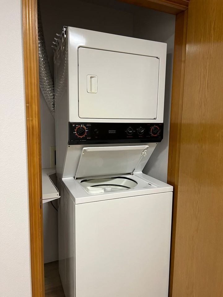 4244 Wintergreen Cir #170 - Photo 7 of 10