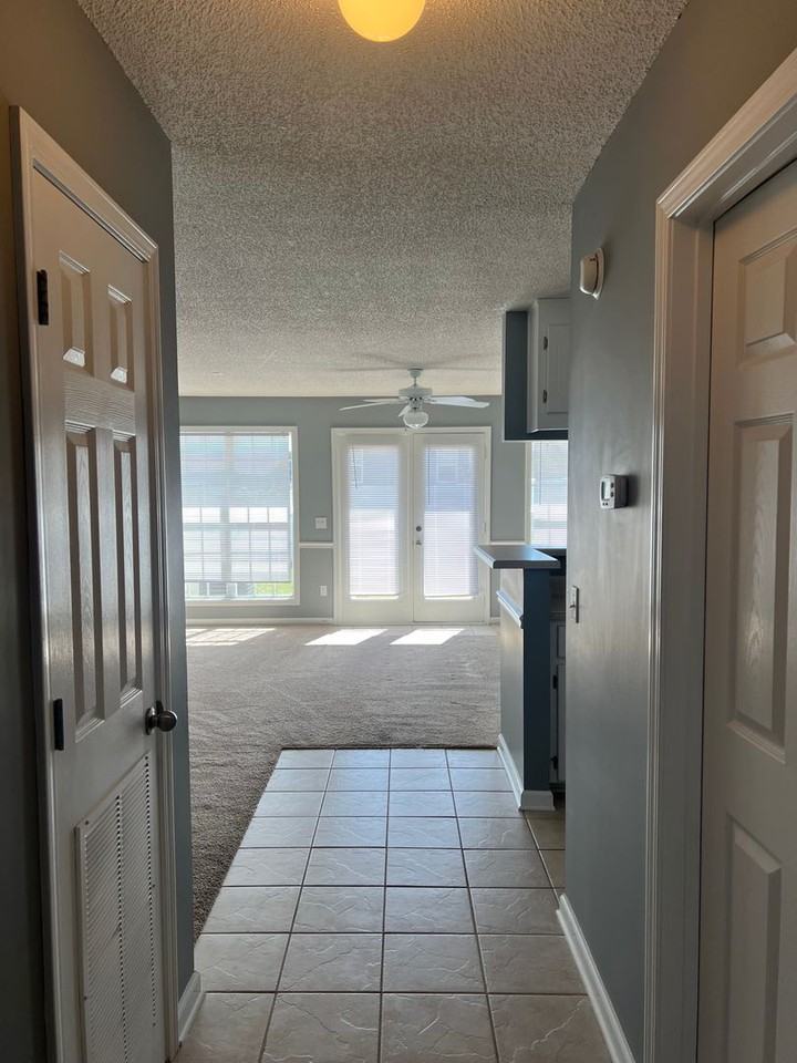 238 Wakefield Way - Photo 2 of 15
