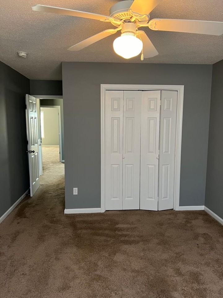 238 Wakefield Way - Photo 7 of 15