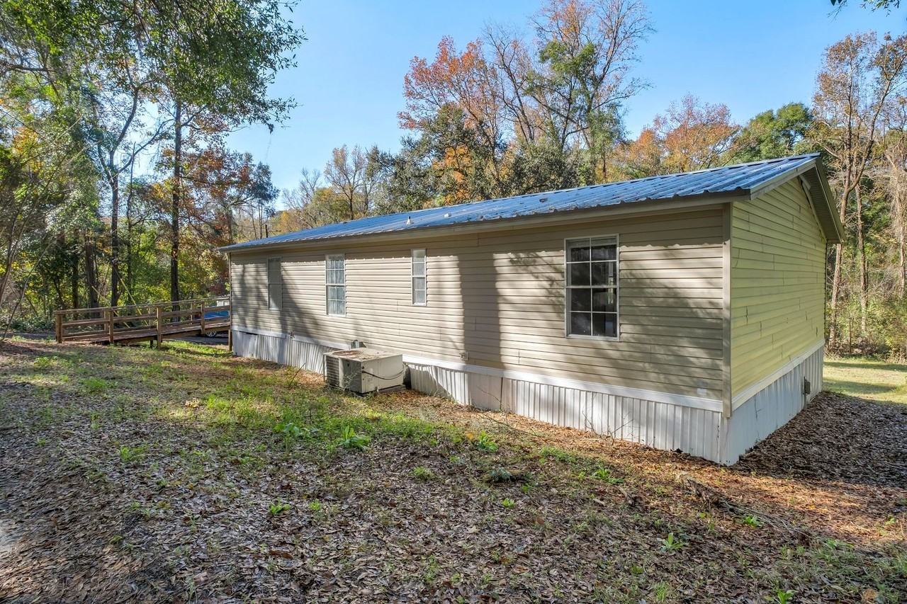 4024 Bryant St - Photo 3 of 22