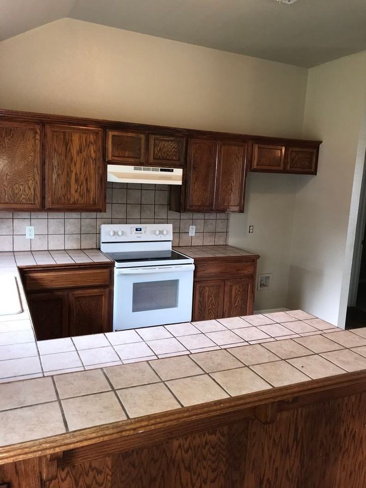 1731 Concord Dr - Photo 5 of 8