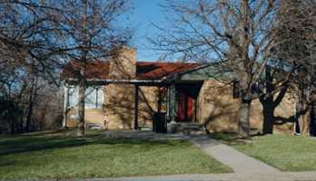 featured image of 1295 E Ridge Ave