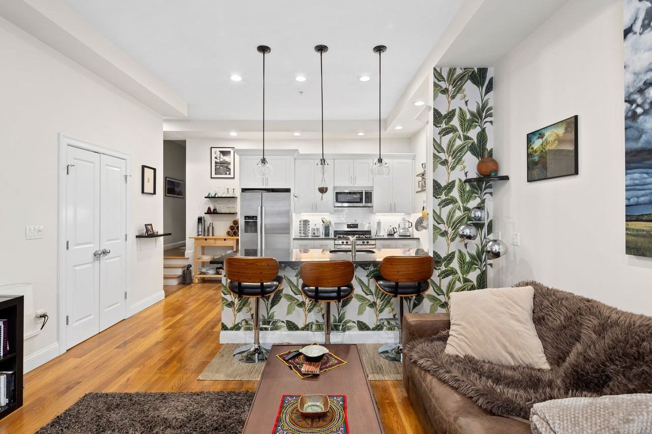 299 Sumner St #1 - Photo 2 of 25