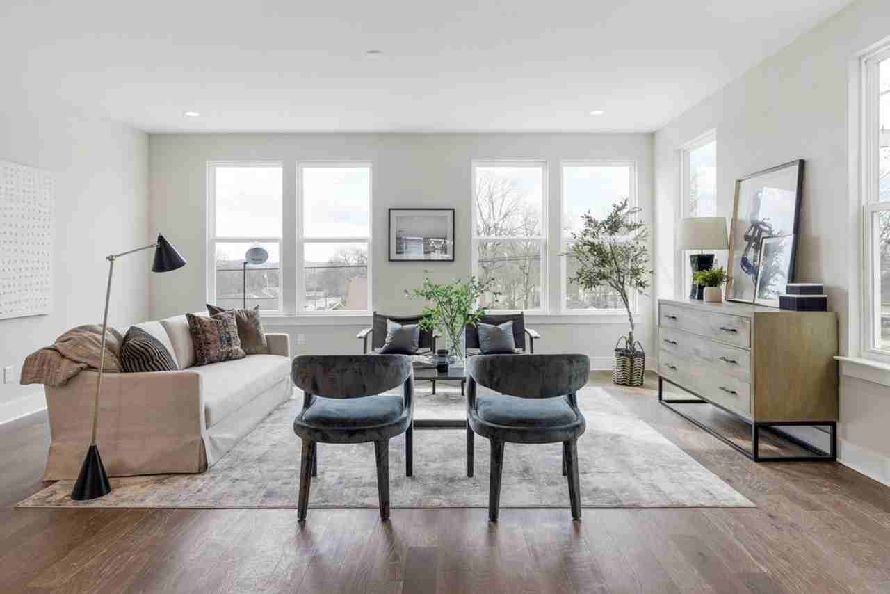 616 Croley Dr - Photo 7 of 48