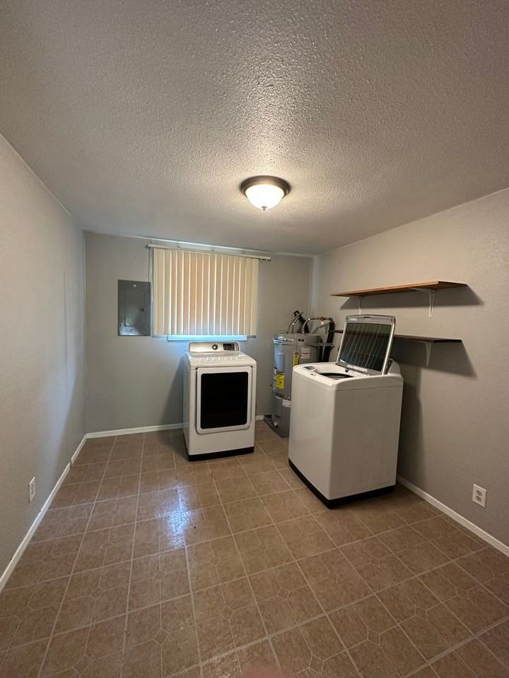 161 Suksdorf Street - Photo 6 of 11