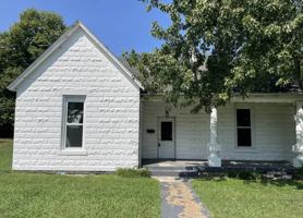 featured image of 513 N High St