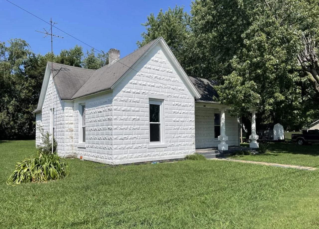 513 N High St - Photo 2 of 25