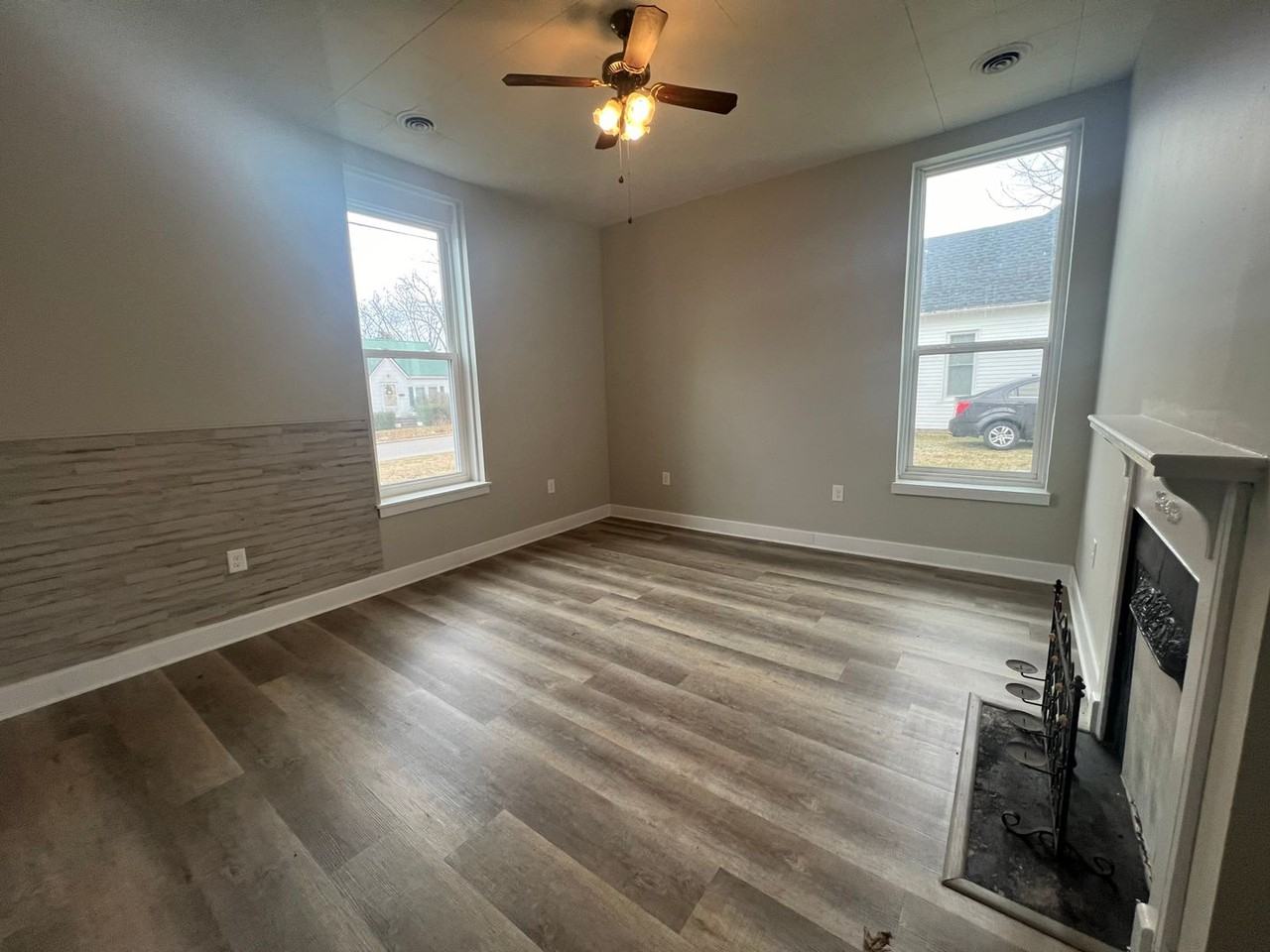 513 N High St - Photo 7 of 25