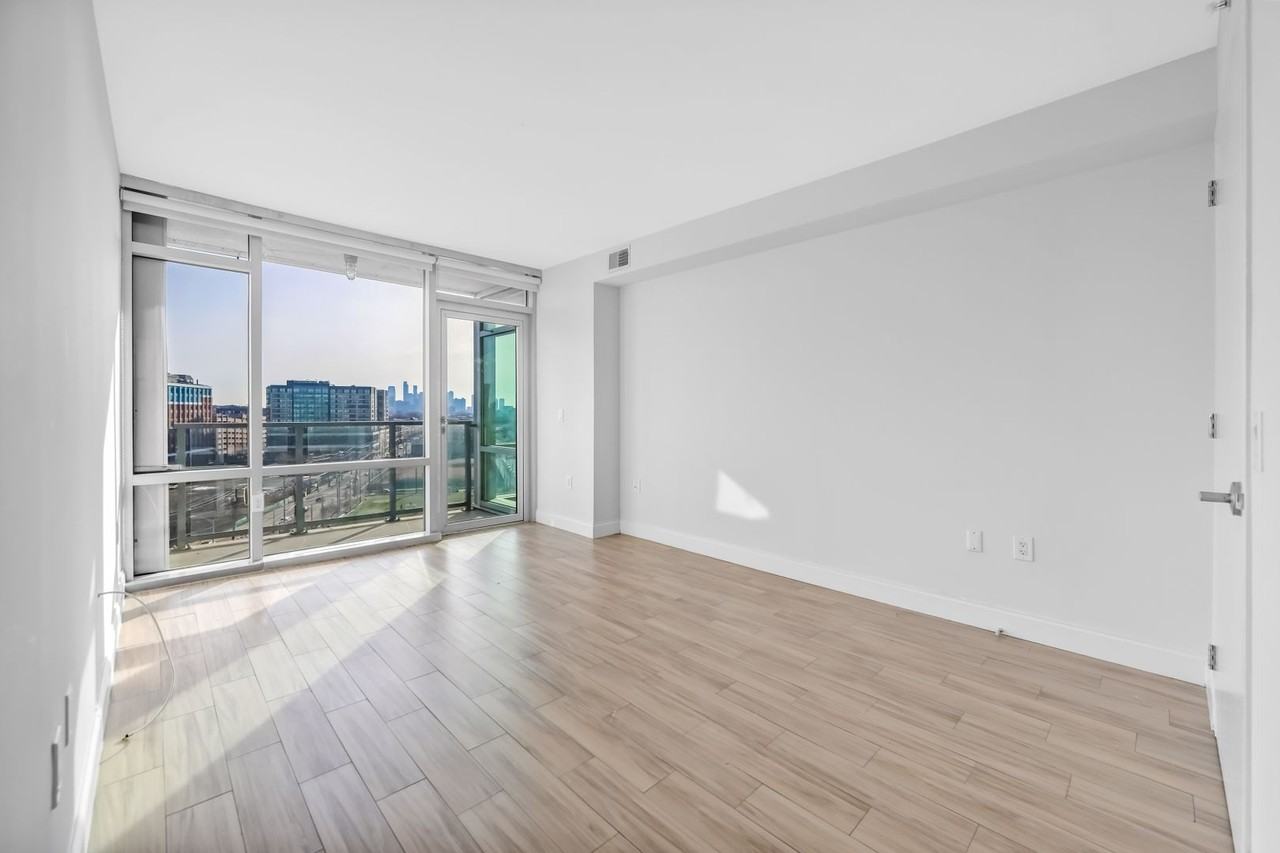 1700 Park Ave - Photo 5 of 24