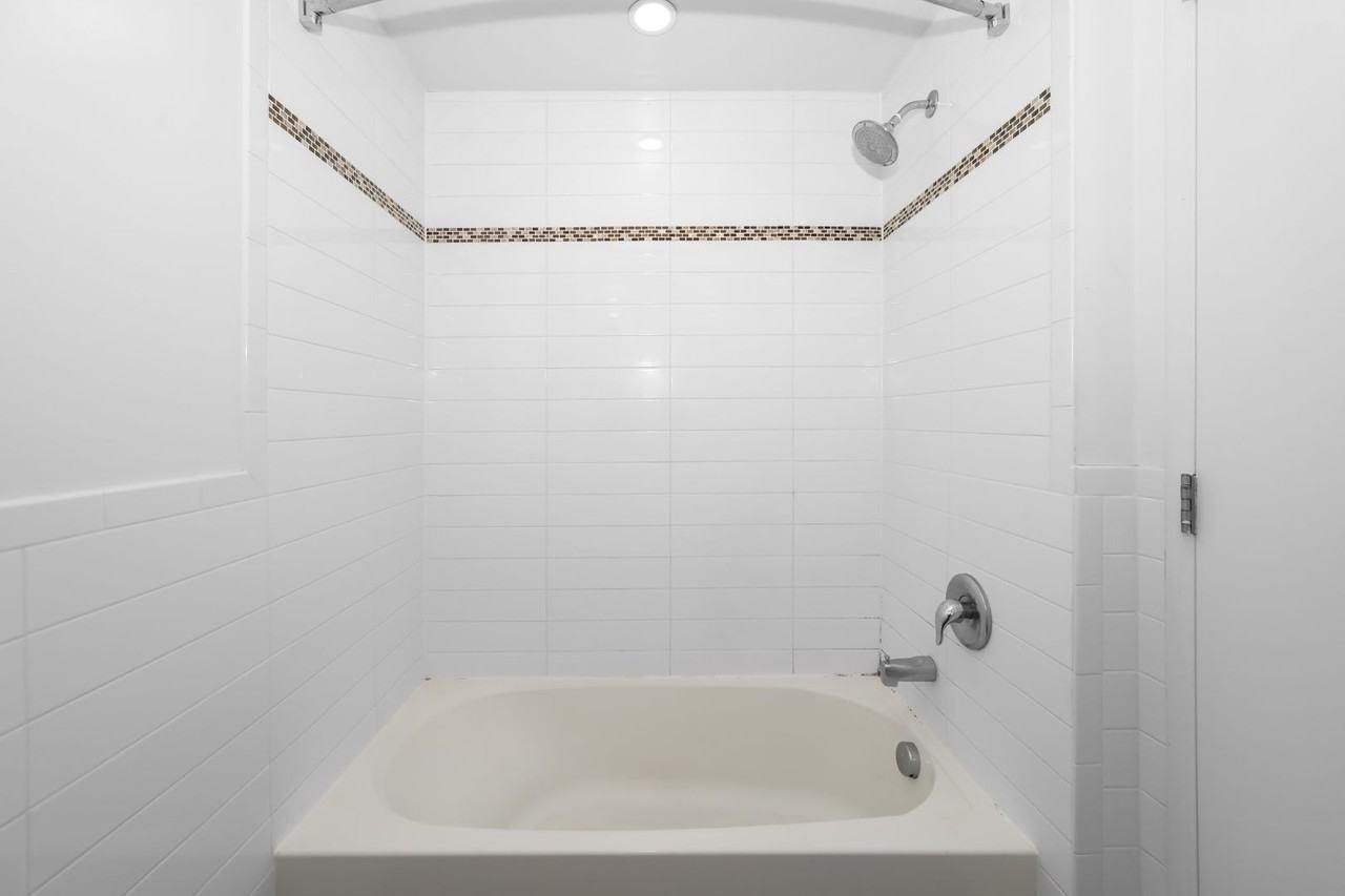 1700 Park Ave - Photo 7 of 24