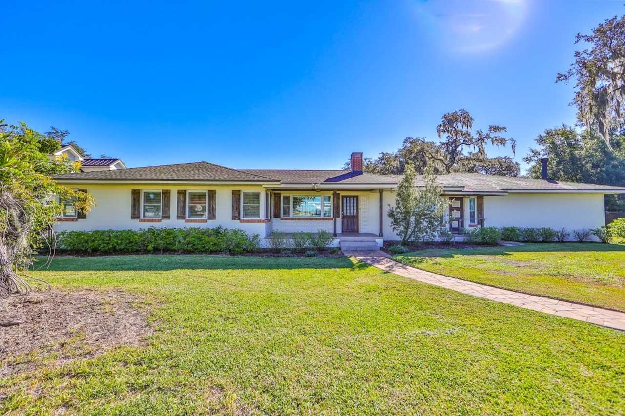 4019 Moores Lake Rd - Photo 3 of 50