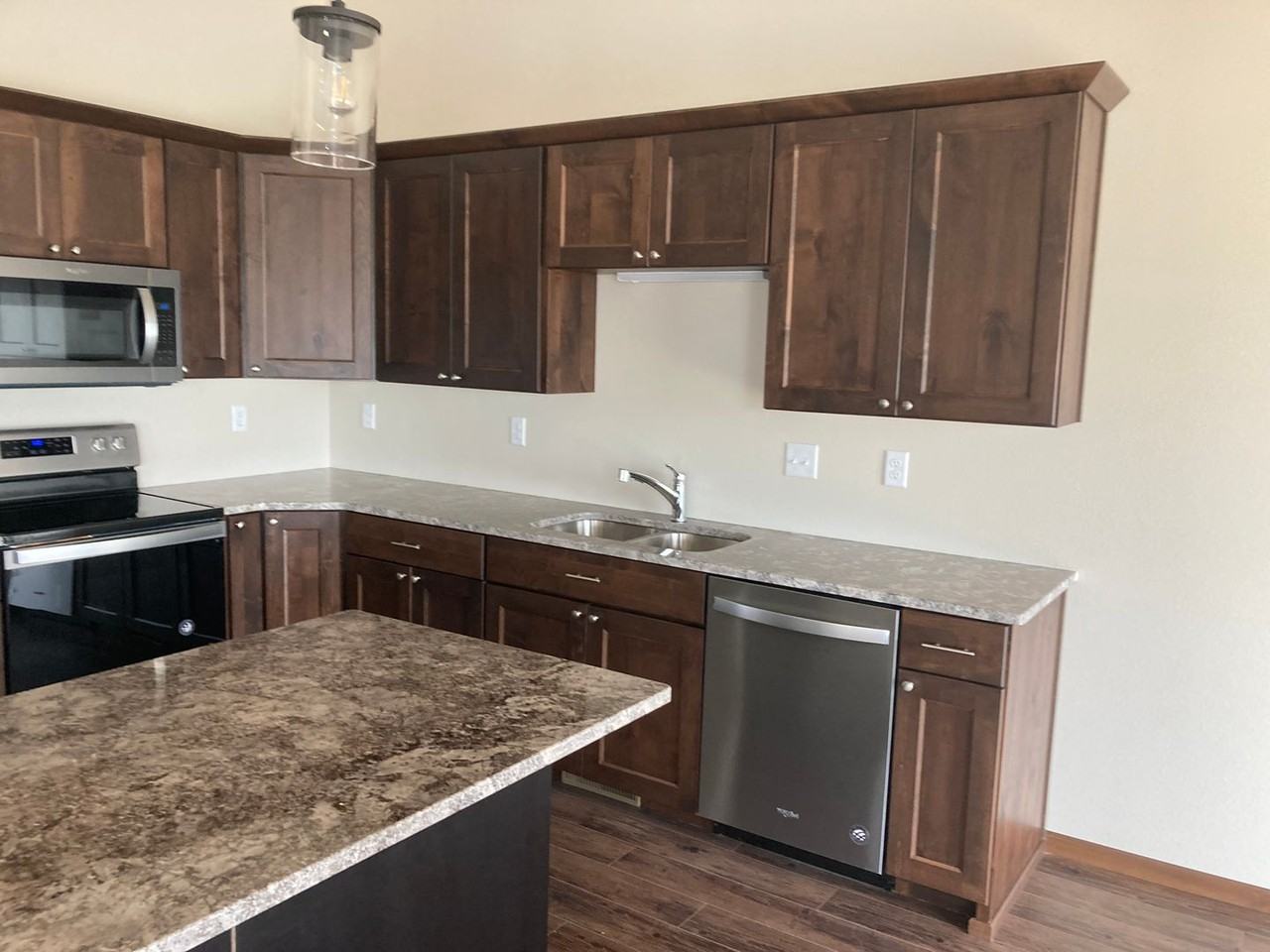 6412 21st St S - Photo 2 of 12