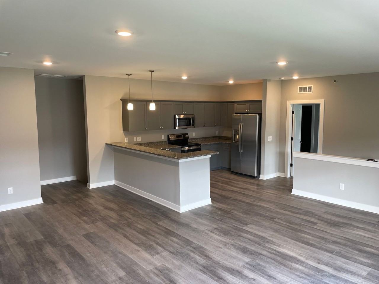 Shelby Pointe Village - Photo 5 of 50