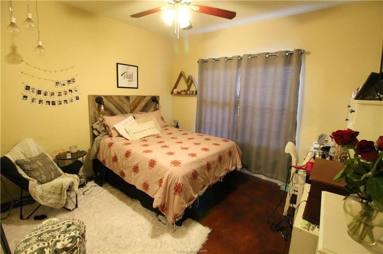 6907 Appomattox Drive - Photo 3 of 22