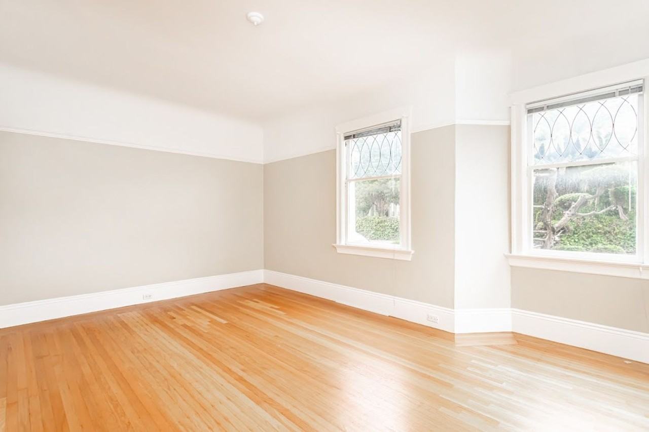 603 E 15th St - Photo 2 of 20