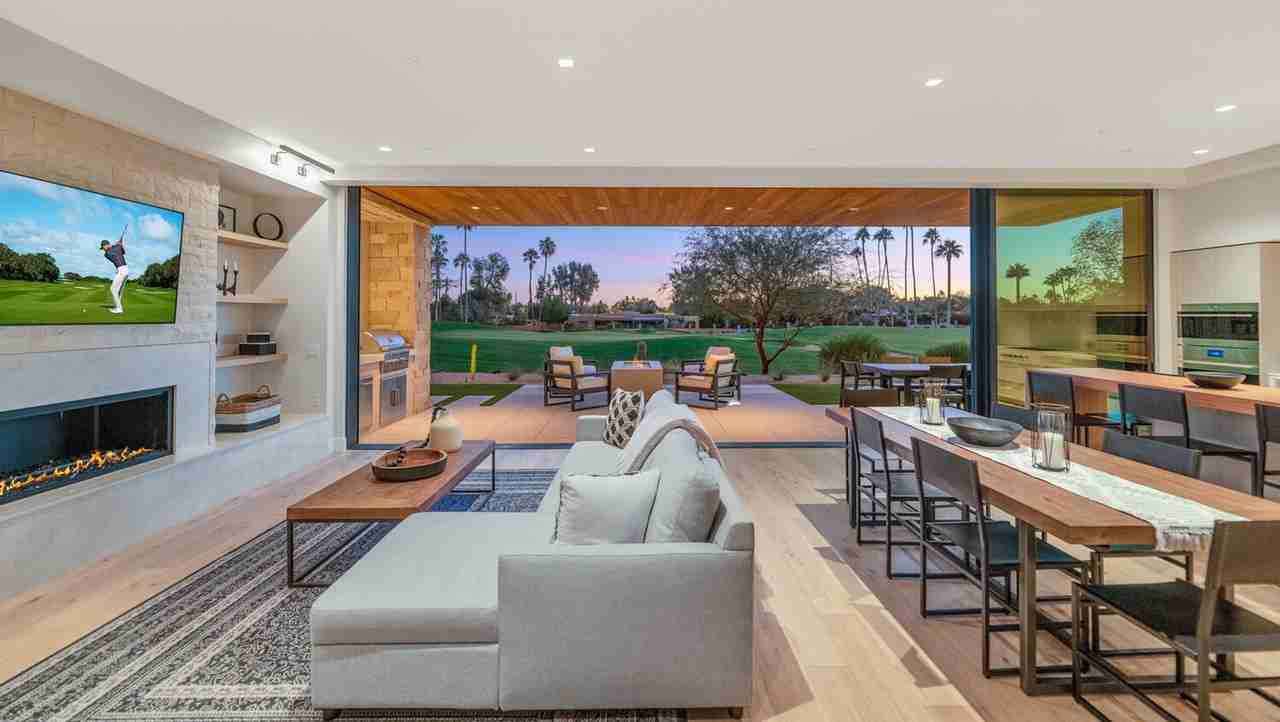 6331 E Phoenician Blvd #1 - Photo 4 of 34