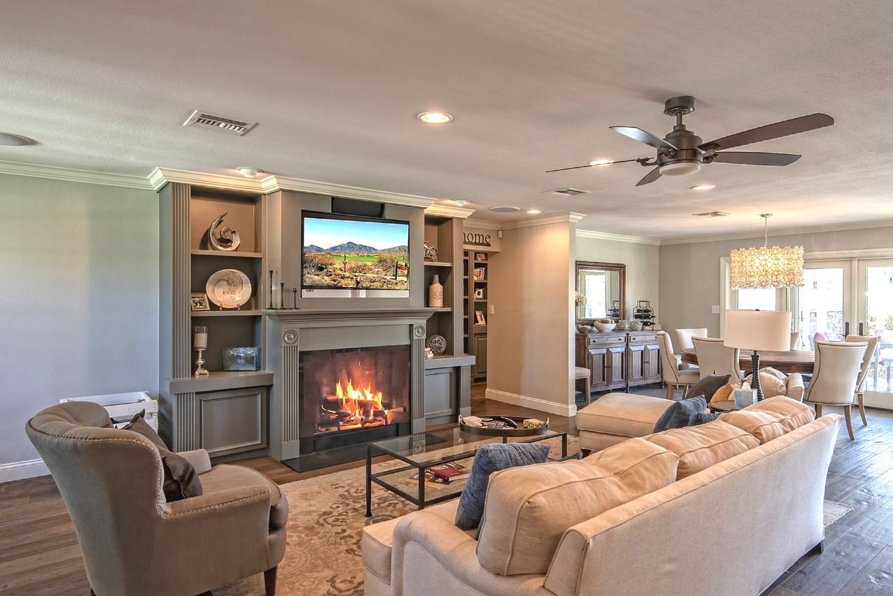 3841 East Elm Street - Photo 4 of 24