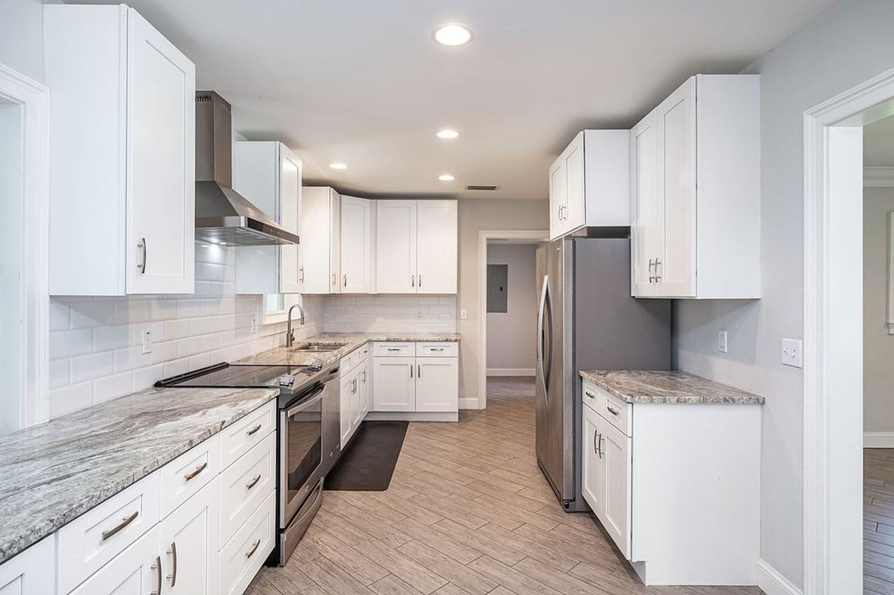 4200 W Beachway Dr - Photo 7 of 28