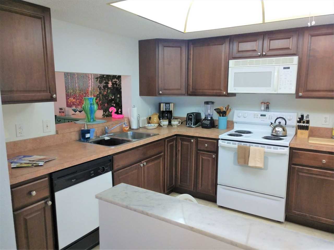 307 Pine Hollow Circle #307 - Photo 6 of 34