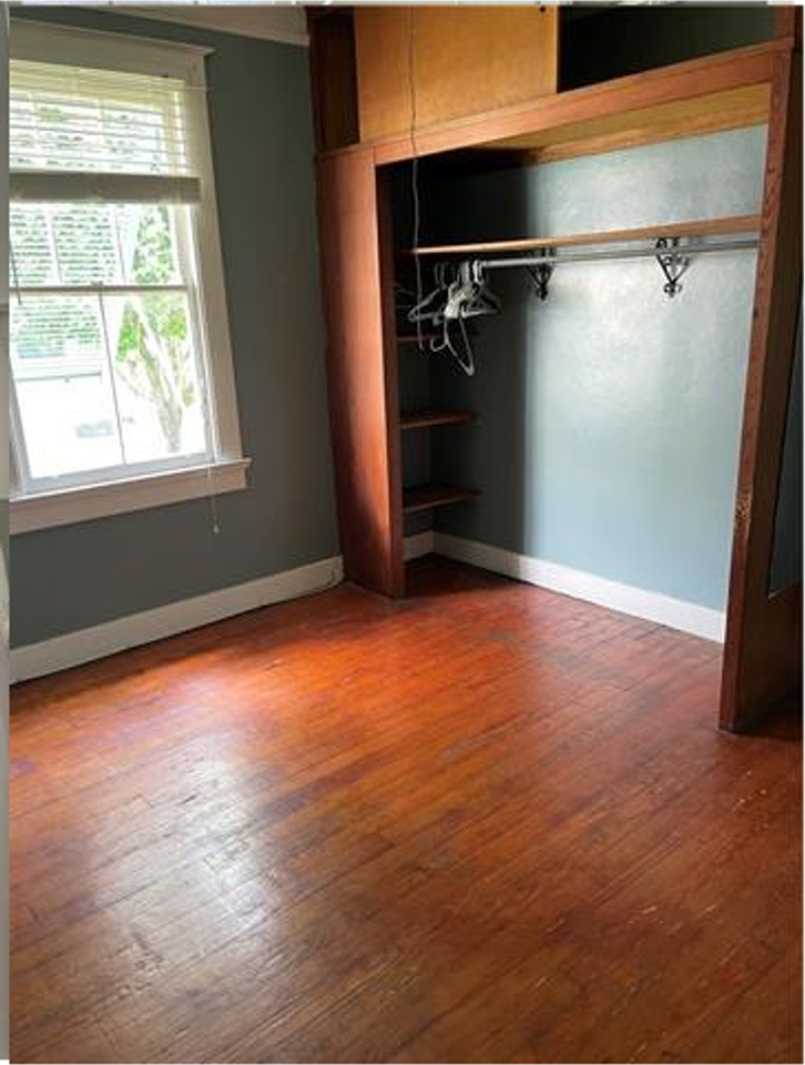 1200-1202 Mandeville (Deborah) - Photo 2 of 4