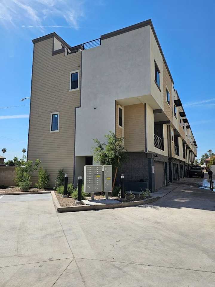 1020 E Spence Ave #1014 - Photo 5 of 38