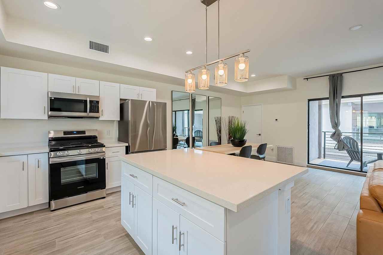 1020 E Spence Ave #1014 - Photo 6 of 38