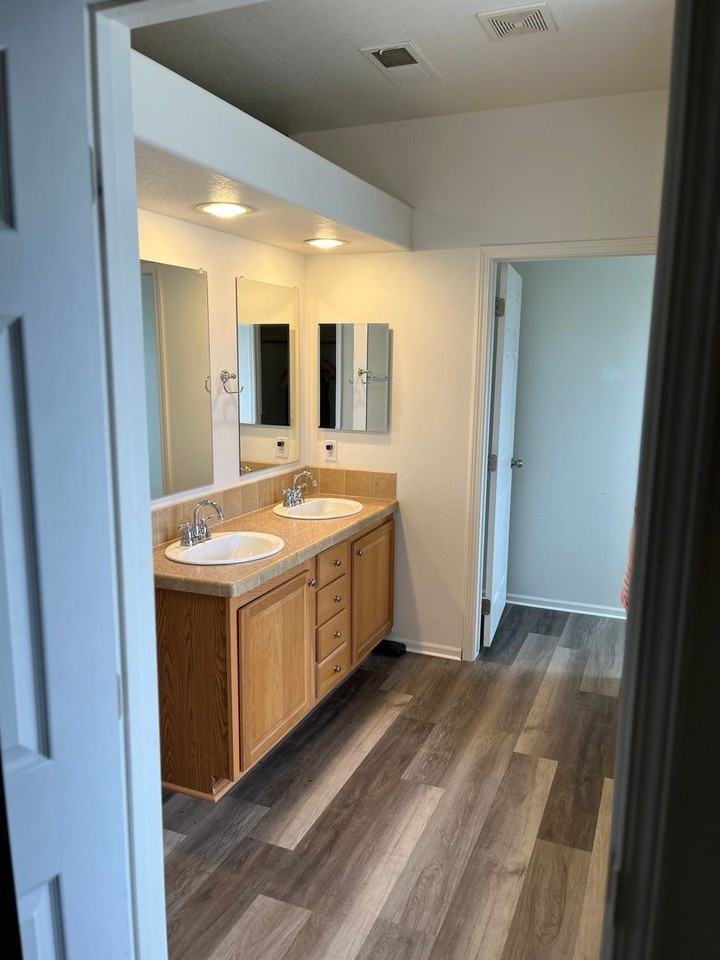 27035 Chihuahua Valley Rd - Photo 2 of 19