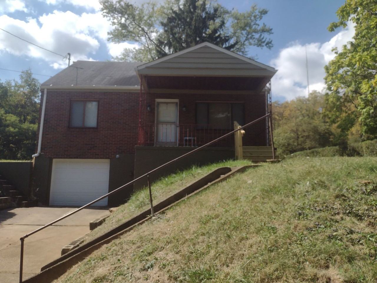 4023 Evergreen Rd - Photo 2 of 45