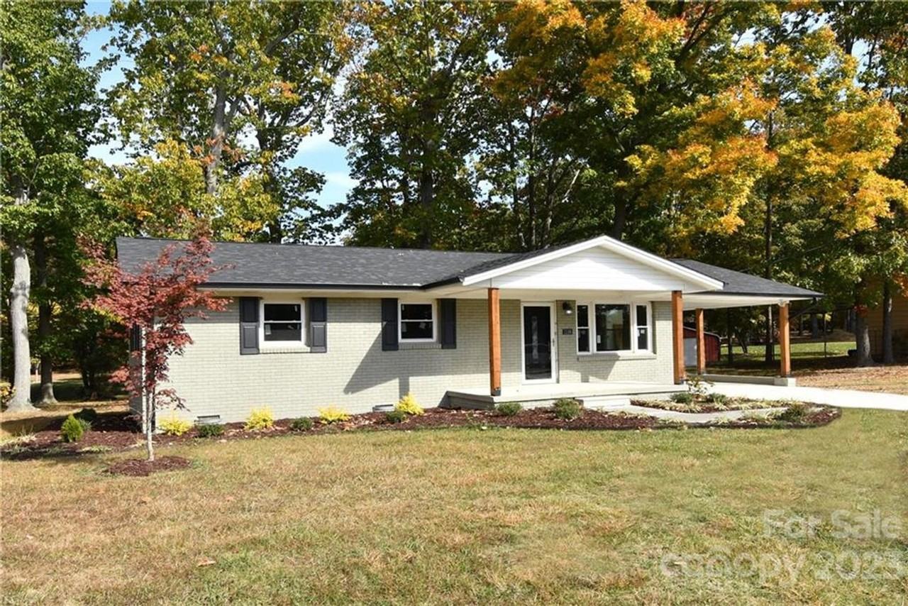 1139 Marys Grove Church Rd - Photo 3 of 6