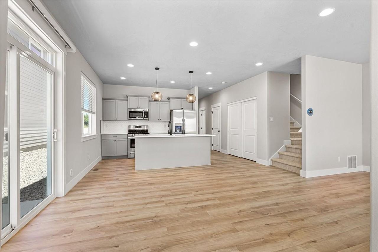 5347 E Hope Ave - Photo 7 of 30