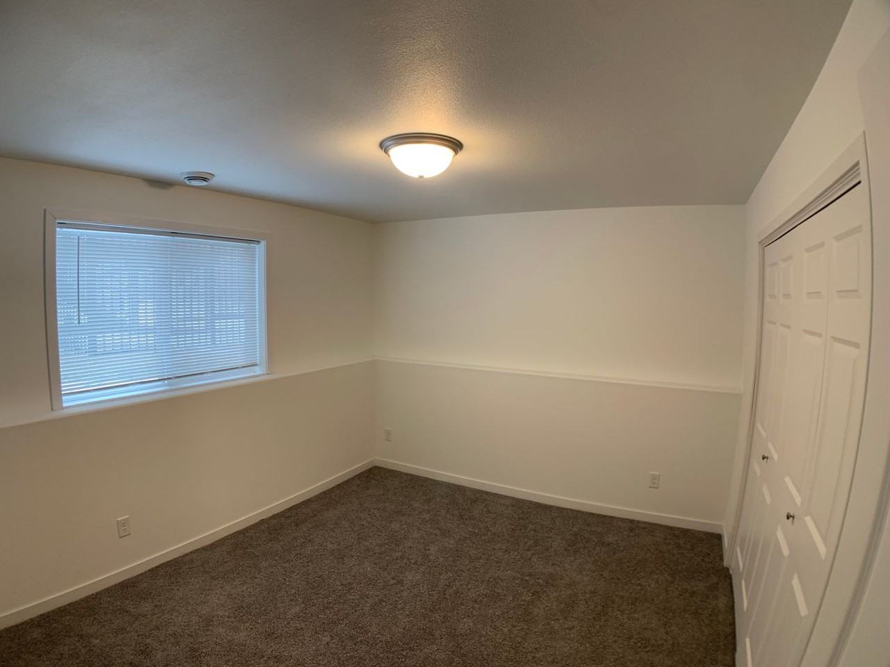 4537 13th St S - Photo 4 of 32