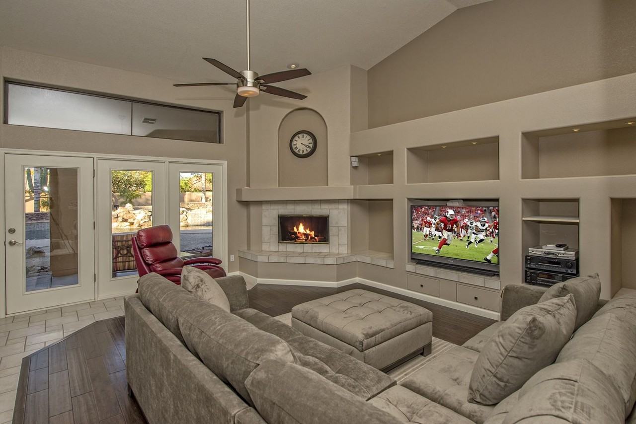 4548 W Mariposa Grande - Photo 2 of 22