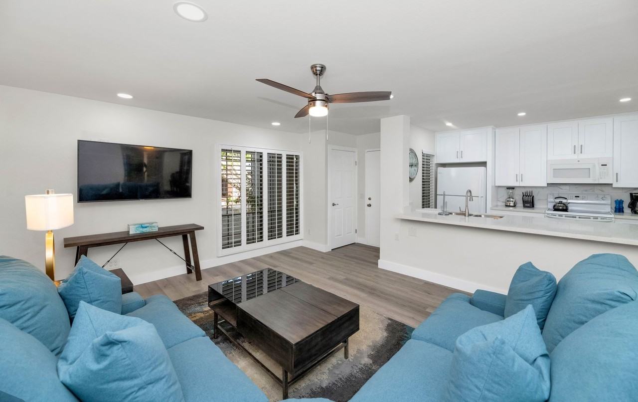 5221 N 24th St #106 - Photo 5 of 21