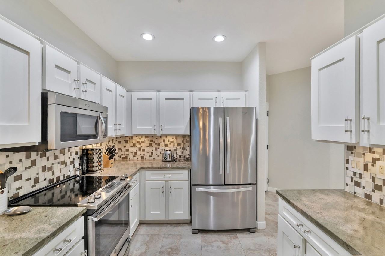 7021 E Earll Dr #103 - Photo 3 of 20