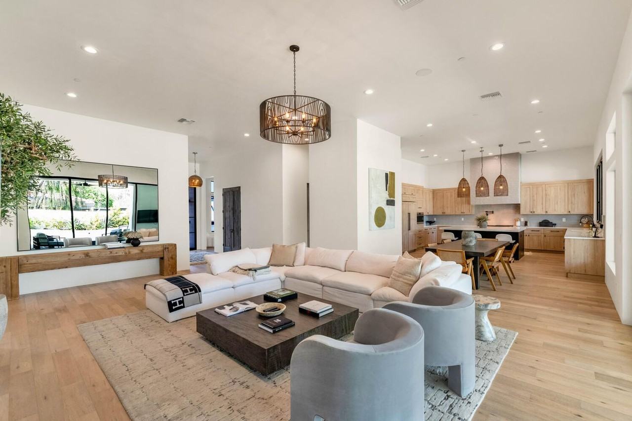 7566 E Sundown Ct - Photo 3 of 34