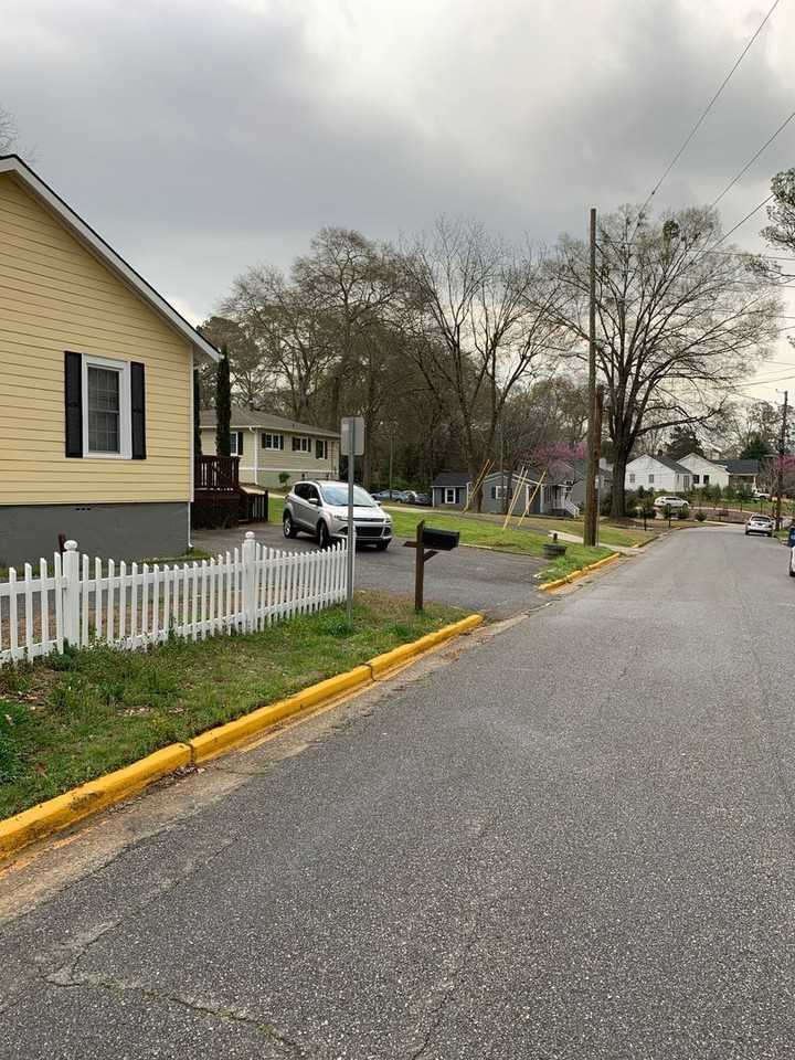 2019 S Lumpkin St - Photo 3 of 15
