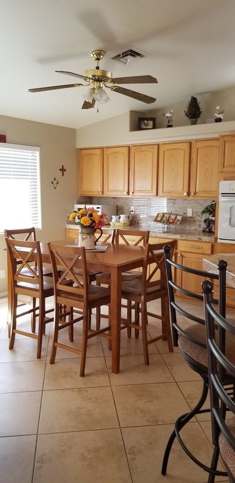 2410 Hillview Dr - Photo 6 of 25