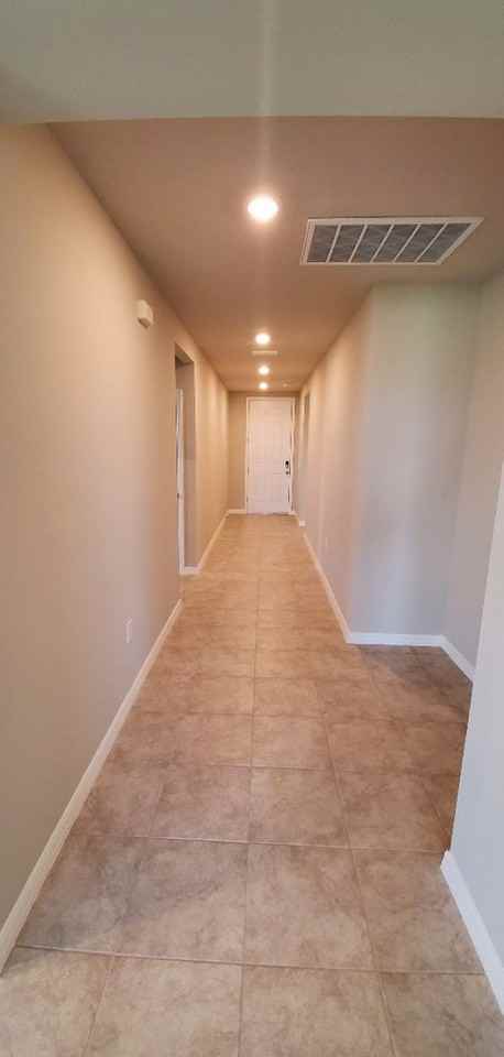 1158 Yumuri St - Photo 2 of 27