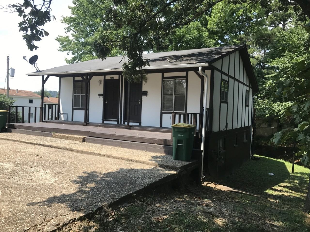 4501 Vestal St - Photo 2 of 19