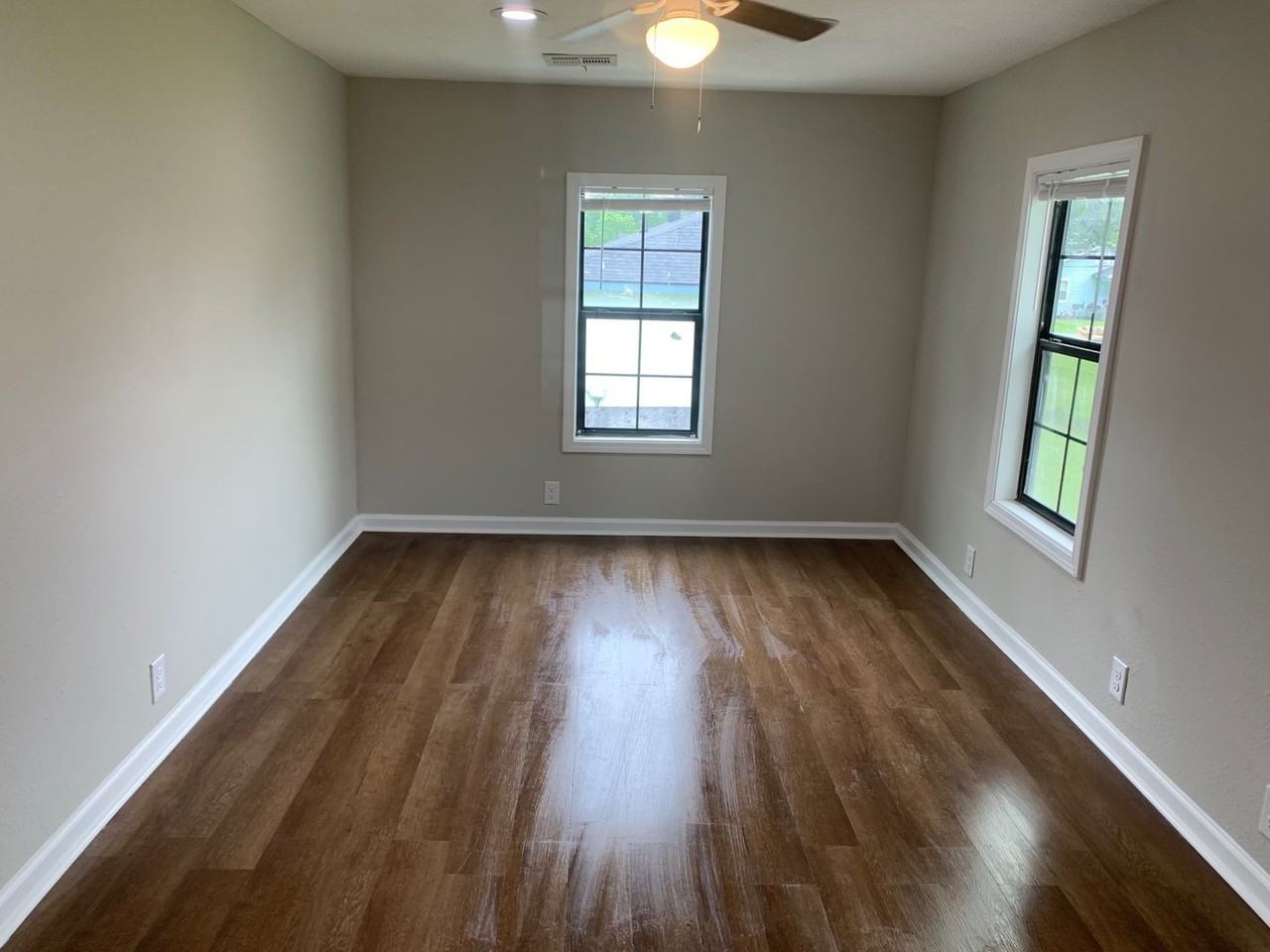 616 1/2 Armstrong St - Photo 2 of 7