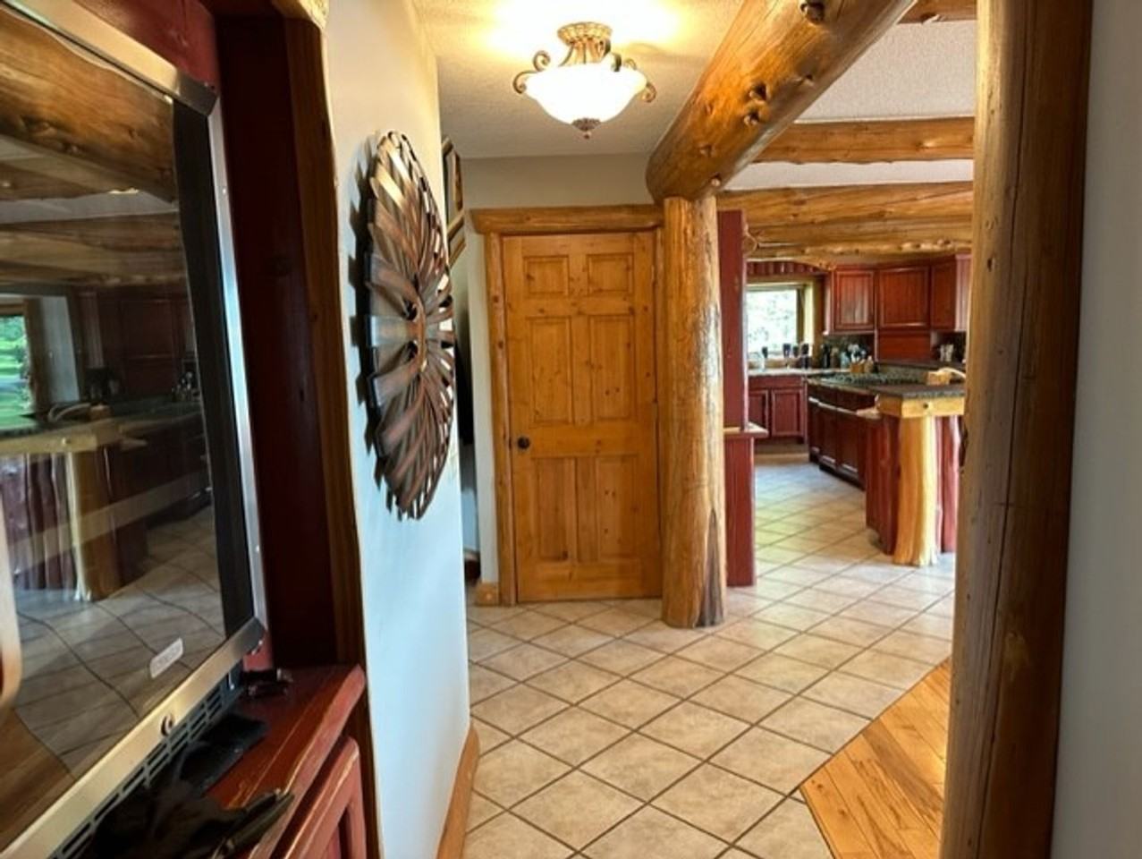 1506 Floan Point Rd - Photo 2 of 24