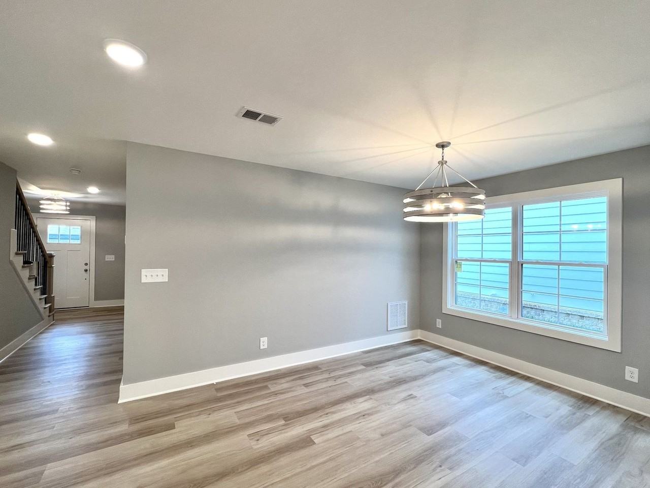 721 Hollie Way - Photo 7 of 18
