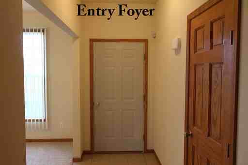 15615 Stonecrest Rd - Photo 2 of 17