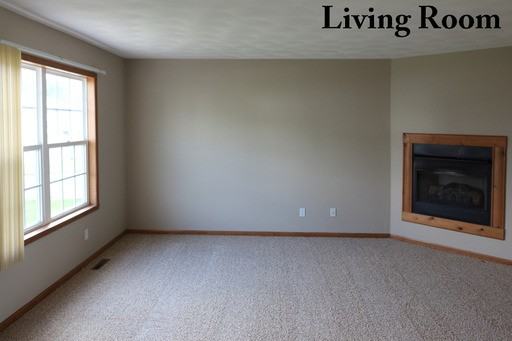 650 Winfield Dr - Photo 3 of 18