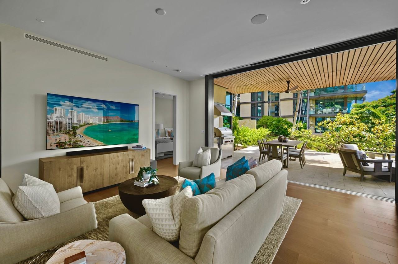 1388 Ala Moana Blvd #3300 - Photo 3 of 30