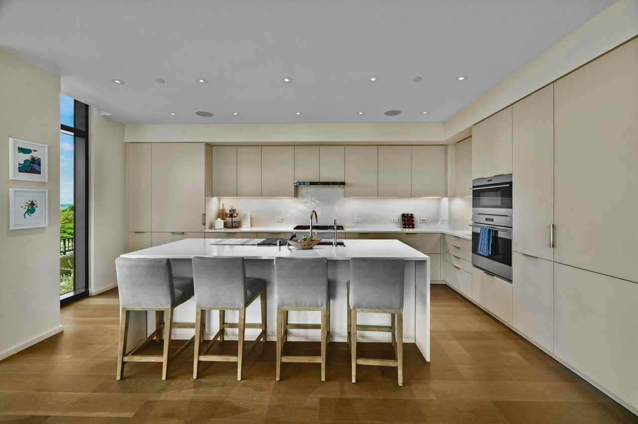 1388 Ala Moana Blvd #3300 - Photo 6 of 30